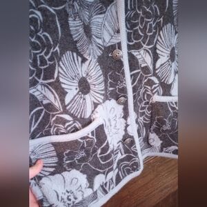 100% Wool Sweater Cardigan Jacket Vintage Blue Grey Gray Floral Pure